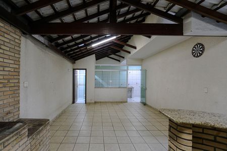 Casa para alugar com 250m², 3 quartos e 2 vagas Casa para alugar com 250m², 3 quartos e 2 vagasChurrasqueira