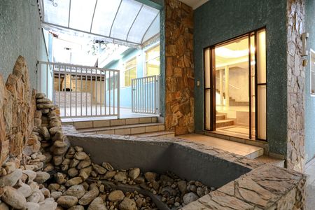 Casa para alugar com 250m², 3 quartos e 2 vagas Casa para alugar com 250m², 3 quartos e 2 vagasGaragem