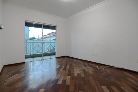 Casa para alugar com 250m², 3 quartos e 2 vagas Casa para alugar com 250m², 3 quartos e 2 vagasQuarto 1