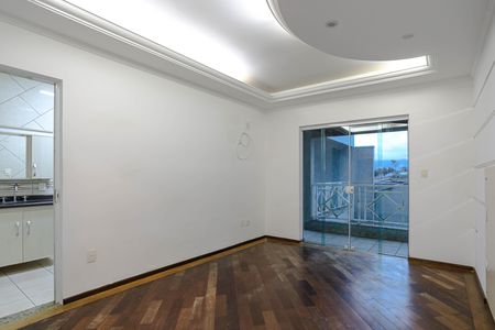 Casa para alugar com 250m², 3 quartos e 2 vagas Casa para alugar com 250m², 3 quartos e 2 vagasQuarto 3 - Suíte