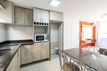 Apartamento para alugar com 64m², 3 quartos e 1 vaga Apartamento para alugar com 64m², 3 quartos e 1 vagaCozinha e Área de Serviço