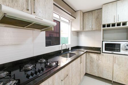 Apartamento para alugar com 64m², 3 quartos e 1 vaga Apartamento para alugar com 64m², 3 quartos e 1 vagaCozinha e Área de Serviço
