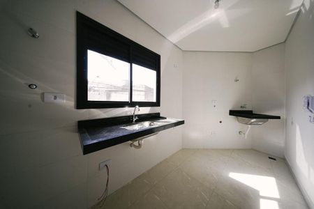 Apartamento para alugar com 40m², 2 quartos e sem vaga Apartamento para alugar com 40m², 2 quartos e sem vagaCozinha e Área de Serviço