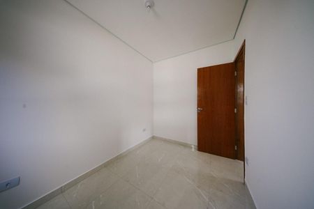 Quarto 1 de apartamento para alugar com 2 quartos, 40m² em Jardim Maringa, São Paulo