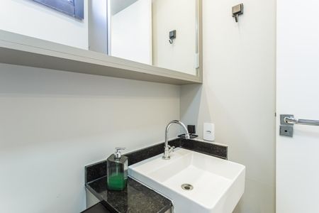 Studio para alugar com 25m², 1 quarto e sem vaga Studio para alugar com 25m², 1 quarto e sem vagaBanheiro