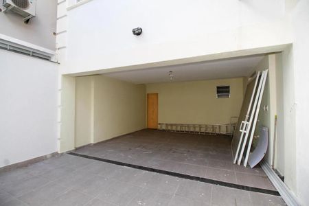 Casa para alugar com 600m², 4 quartos e 4 vagas Casa para alugar com 600m², 4 quartos e 4 vagasHall de Entrada