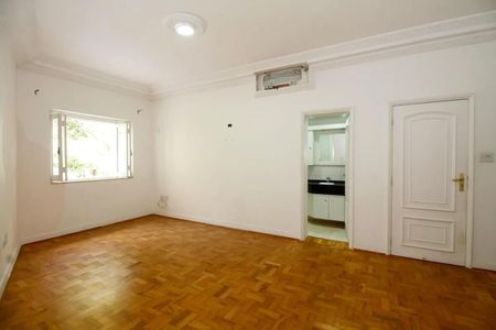 Casa para alugar com 600m², 4 quartos e 4 vagas Casa para alugar com 600m², 4 quartos e 4 vagasSala de Jantar