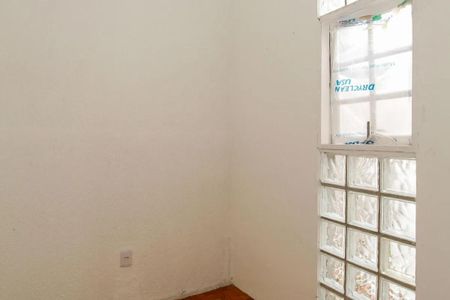 Casa para alugar com 600m², 4 quartos e 4 vagas Casa para alugar com 600m², 4 quartos e 4 vagasQuarto