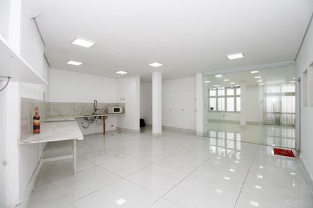 Casa para alugar com 600m², 4 quartos e 4 vagas Casa para alugar com 600m², 4 quartos e 4 vagasCozinha