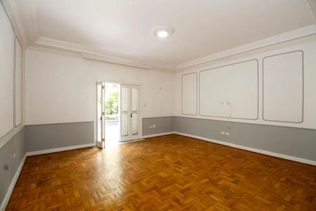 Casa para alugar com 600m², 4 quartos e 4 vagas Casa para alugar com 600m², 4 quartos e 4 vagasSala de Jantar