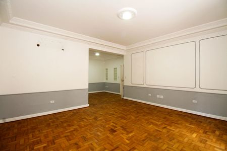 Casa para alugar com 600m², 4 quartos e 4 vagas Casa para alugar com 600m², 4 quartos e 4 vagasSuíte 4