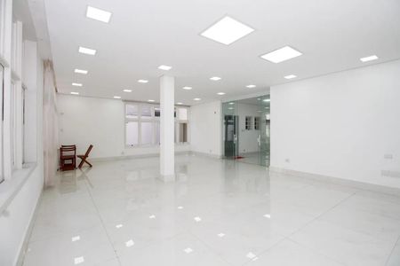 Casa para alugar com 600m², 4 quartos e 4 vagas Casa para alugar com 600m², 4 quartos e 4 vagasHall de Entrada