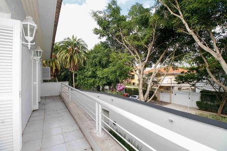 Casa para alugar com 600m², 4 quartos e 4 vagas Casa para alugar com 600m², 4 quartos e 4 vagasVaranda da Suíte 4