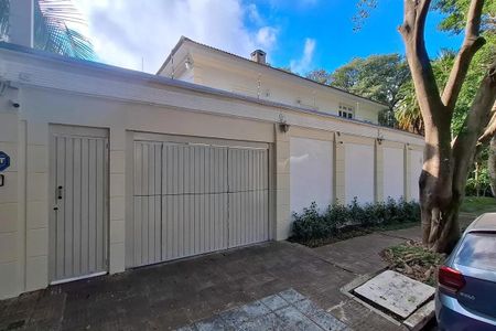 Casa para alugar com 600m², 4 quartos e 4 vagas Casa para alugar com 600m², 4 quartos e 4 vagasGaragem