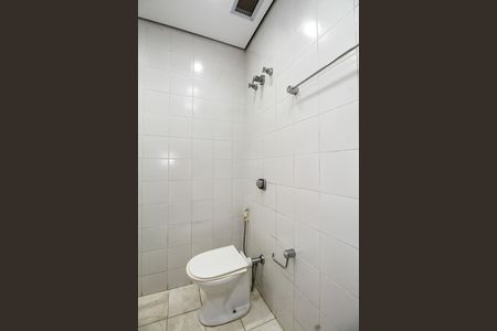 Casa para alugar com 600m², 4 quartos e 4 vagas Casa para alugar com 600m², 4 quartos e 4 vagasBanheiro da Suíte 1