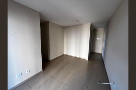 Apartamento para alugar com 61m², 3 quartos e 1 vagaSala