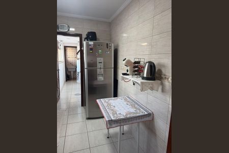 Apartamento à venda com 100m², 2 quartos e 2 vagasCozinha