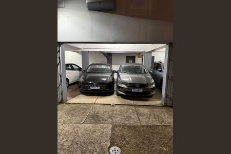 Apartamento à venda com 100m², 2 quartos e 2 vagasgaragem