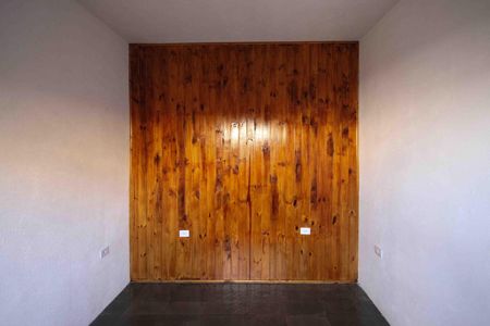 Casa para alugar com 50m², 1 quarto e sem vaga