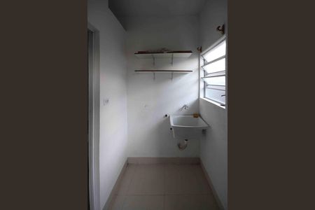 Casa para alugar com 50m², 1 quarto e sem vaga