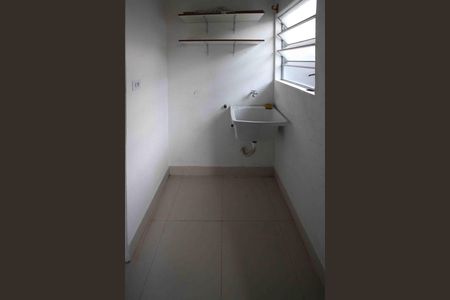 Casa para alugar com 50m², 1 quarto e sem vaga