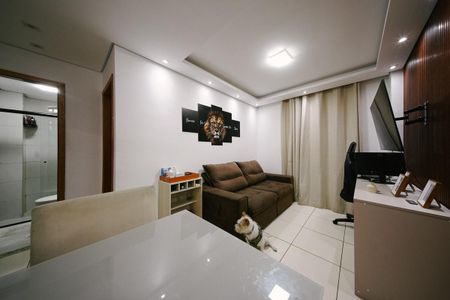 Sala de apartamento para alugar com 2 quartos, 60m² em Cidade Antônio Estêvão de Carvalho, São Paulo