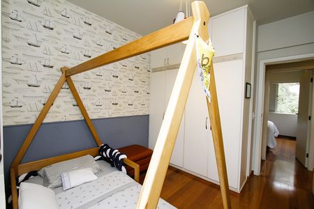 Apartamento à venda com 95m², 3 quartos e 2 vagasQuarto 2