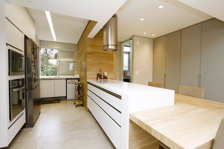 Apartamento à venda com 95m², 3 quartos e 2 vagasCozinha