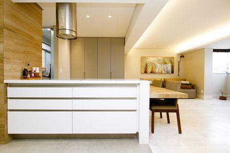 Apartamento à venda com 95m², 3 quartos e 2 vagasCozinha