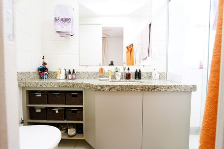 Apartamento à venda com 95m², 3 quartos e 2 vagasBanheiro da Suíte