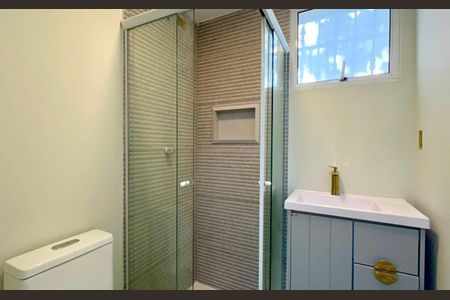 Apartamento à venda com 61m², 3 quartos e sem vaga Apartamento à venda com 61m², 3 quartos e sem vagaBanheiro