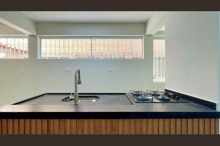 Apartamento à venda com 61m², 3 quartos e sem vaga Apartamento à venda com 61m², 3 quartos e sem vagaCozinha
