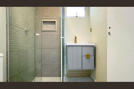 Apartamento à venda com 61m², 3 quartos e sem vaga Apartamento à venda com 61m², 3 quartos e sem vagaBanheiro
