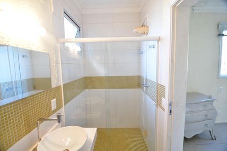 Casa de condomínio para alugar com 380m², 4 quartos e sem vagaBanheiro Suíte