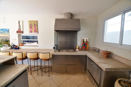 Casa de condomínio para alugar com 380m², 4 quartos e sem vagaVaranda gourmet