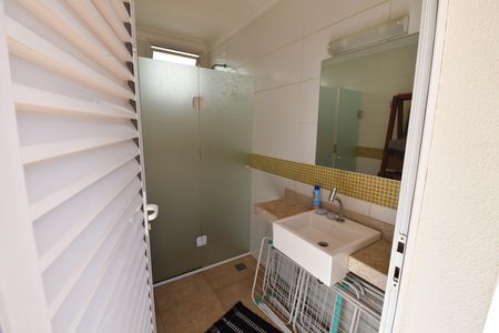 Casa de condomínio para alugar com 380m², 4 quartos e sem vagaBanheiro de serviço