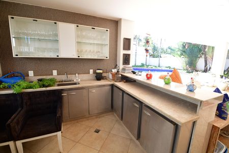 Casa de condomínio para alugar com 380m², 4 quartos e sem vagaVaranda gourmet