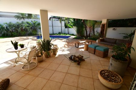 Casa de condomínio para alugar com 380m², 4 quartos e sem vagaVaranda da Sala