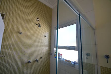 Casa de condomínio para alugar com 380m², 4 quartos e sem vagaBanheiro Suíte