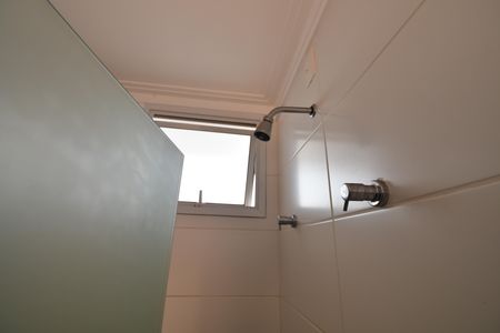 Casa de condomínio para alugar com 380m², 4 quartos e sem vagaBanheiro de serviço