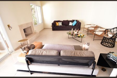 Casa de condomínio para alugar com 380m², 4 quartos e sem vagaSala