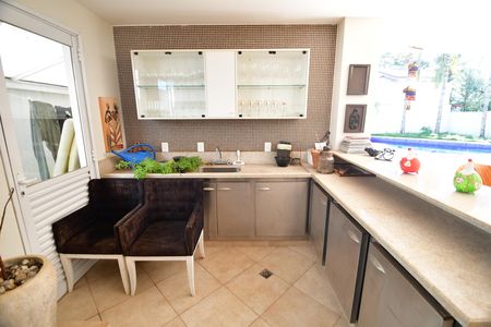 Casa de condomínio para alugar com 380m², 4 quartos e sem vagaVaranda gourmet