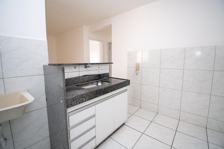 Apartamento à venda com 45m², 2 quartos e 1 vaga Apartamento à venda com 45m², 2 quartos e 1 vagaCozinha e Área de Serviço