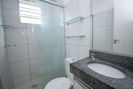 Apartamento à venda com 45m², 2 quartos e 1 vaga Apartamento à venda com 45m², 2 quartos e 1 vagaBanheiro