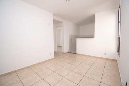 Sala de apartamento à venda com 2 quartos, 45m² em Kennedy, Contagem