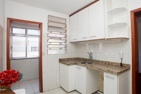 Apartamento para alugar com 94m², 3 quartos e sem vagaCozinha