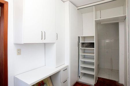 Apartamento para alugar com 94m², 3 quartos e sem vagaÁrea de Serviço + Despensa