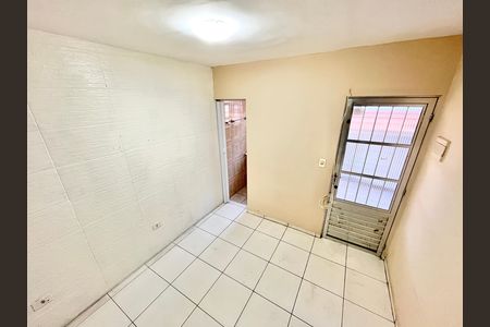 Sala de casa para alugar com 2 quartos, 60m² em Vila Aurora (zona Norte), São Paulo
