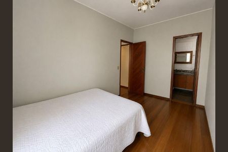 Apartamento à venda com 83m², 2 quartos e 1 vaga