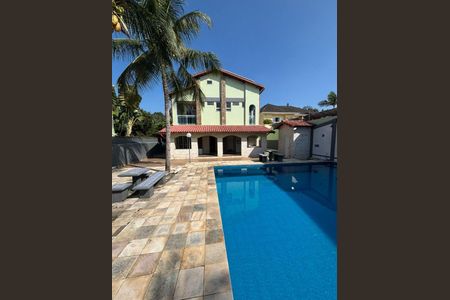 Casa à venda com 740m², 4 quartos e 4 vagas